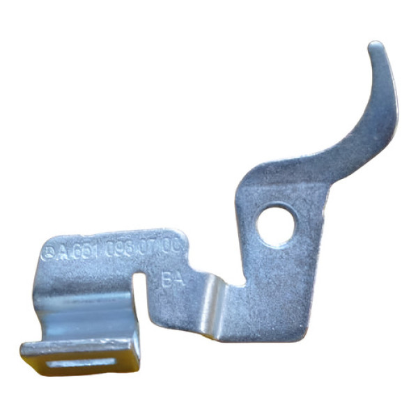 Suporte Tubo Combustível Mb Sprinter Om651  A6510980700