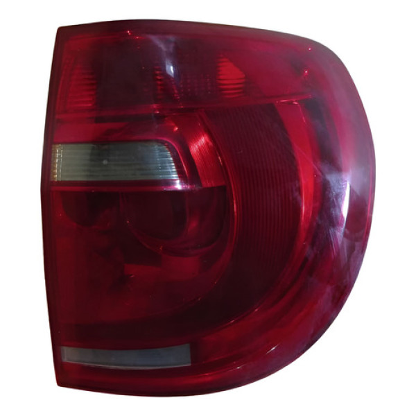 Lanterna Traseira Direita Fox 1.6 2014 5z6945096  Direito/passageiro Vermelha